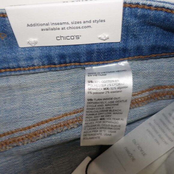 Chico's Women's So Slimming Girlfriend Slim Crop Jeans NWT Size 2.5 / 14 Stretch - Picture 6 of 10